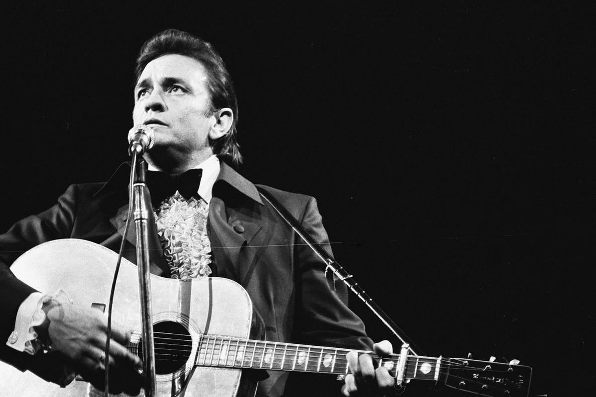 Johnny Cash died in 2003