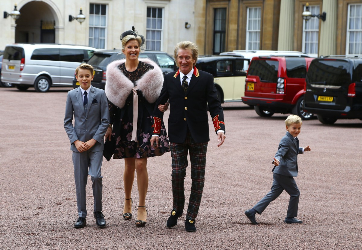 Rod Stewart, his wife Penny Lancaster and their children