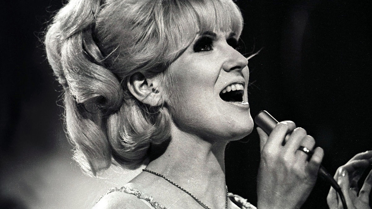 Dusty Springfield performing in concert