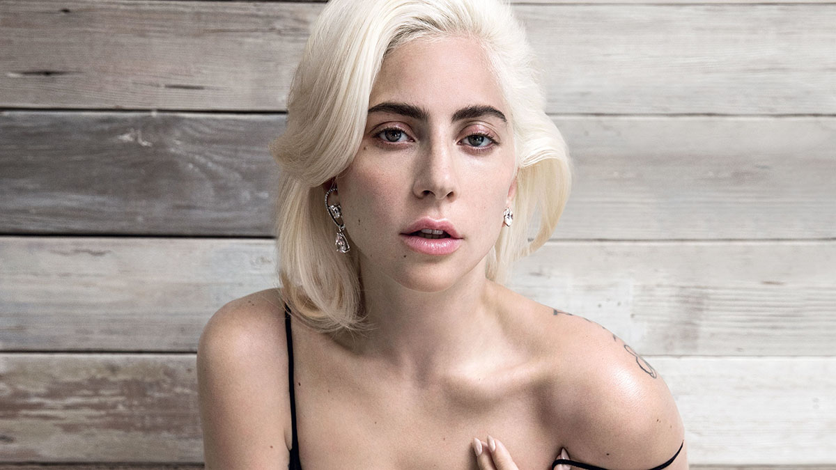 Capa da Lady Gaga Vogue, outubro de 2018. Foto: Inez e Vinoodh/ a Vogue