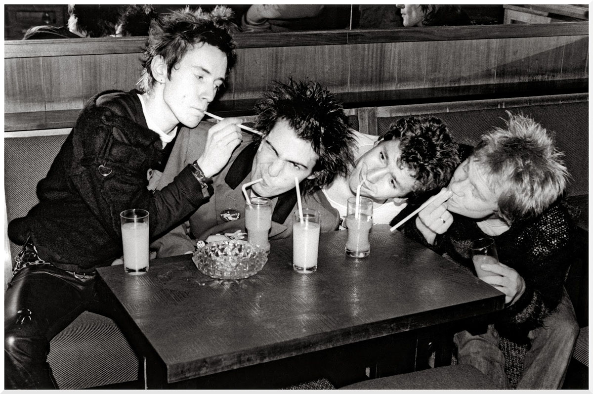 Funny photo of the Sex Pistols.