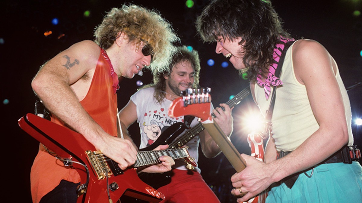 La banda Van Halen en concierto