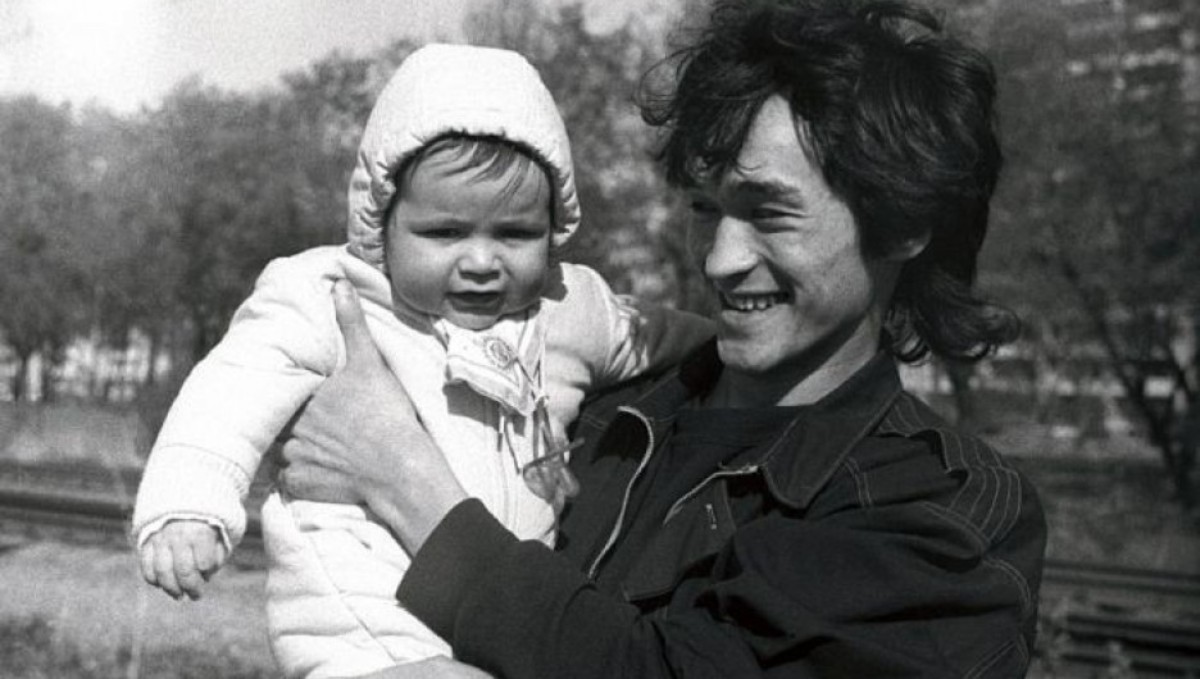Viktor Tsoi mit seinem Sohn Alexander...