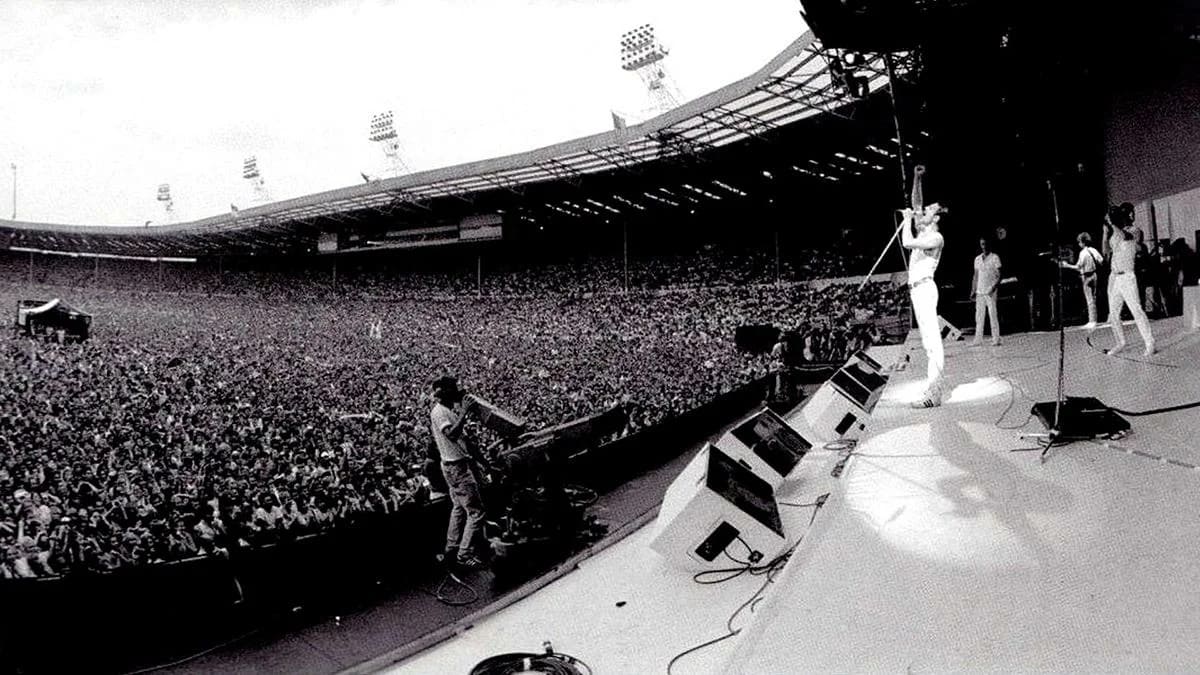 Freddie's brilliant performance at Live Aid 1985
