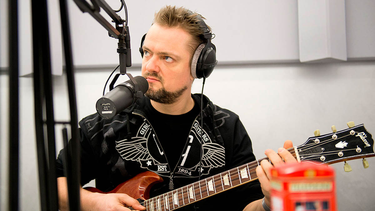 Photo of Alexander Pushny during the recording of music