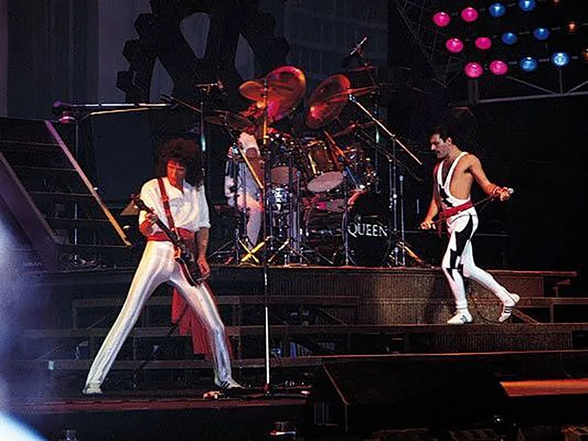 Queen lors d'un concert en Argentine, 1981.