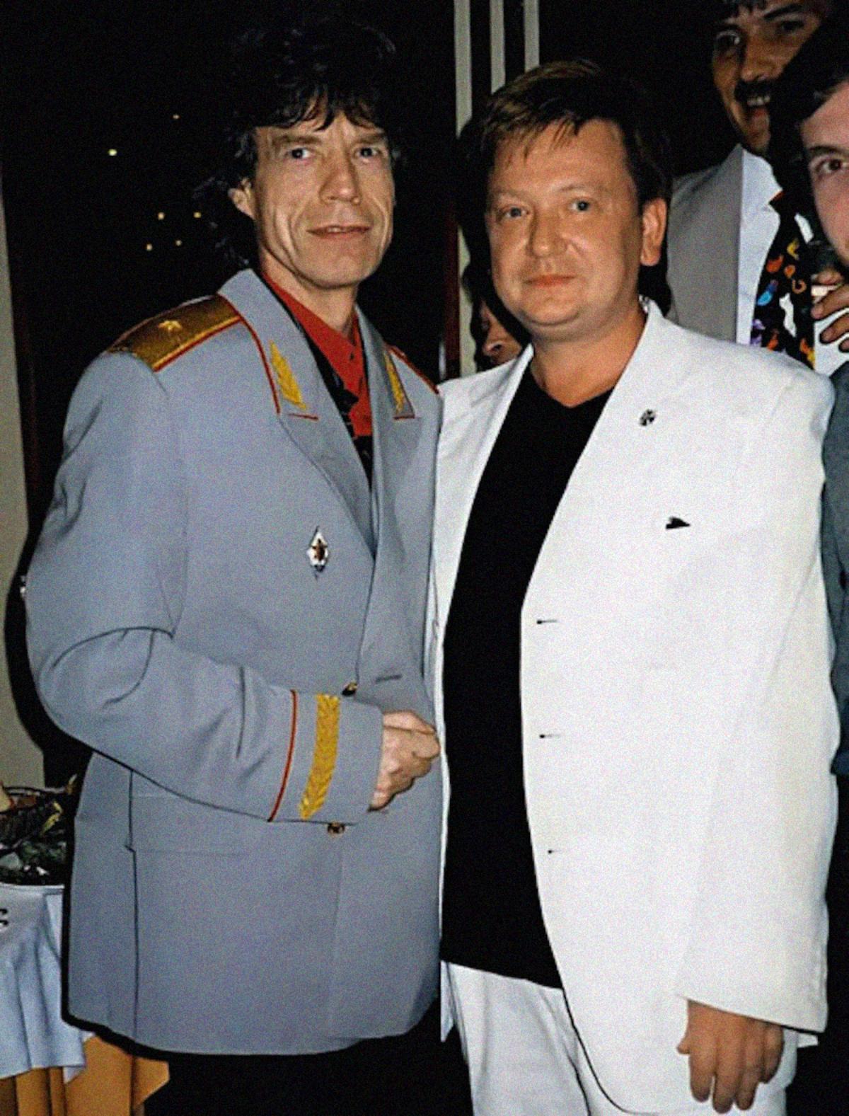 Mick Jagger and Vladimir Zhechkov