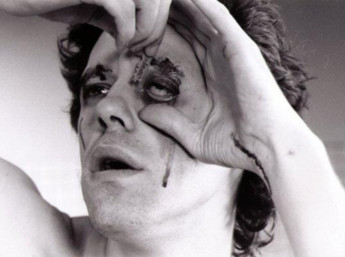 Bob Geldof shaves off his eyebrows...