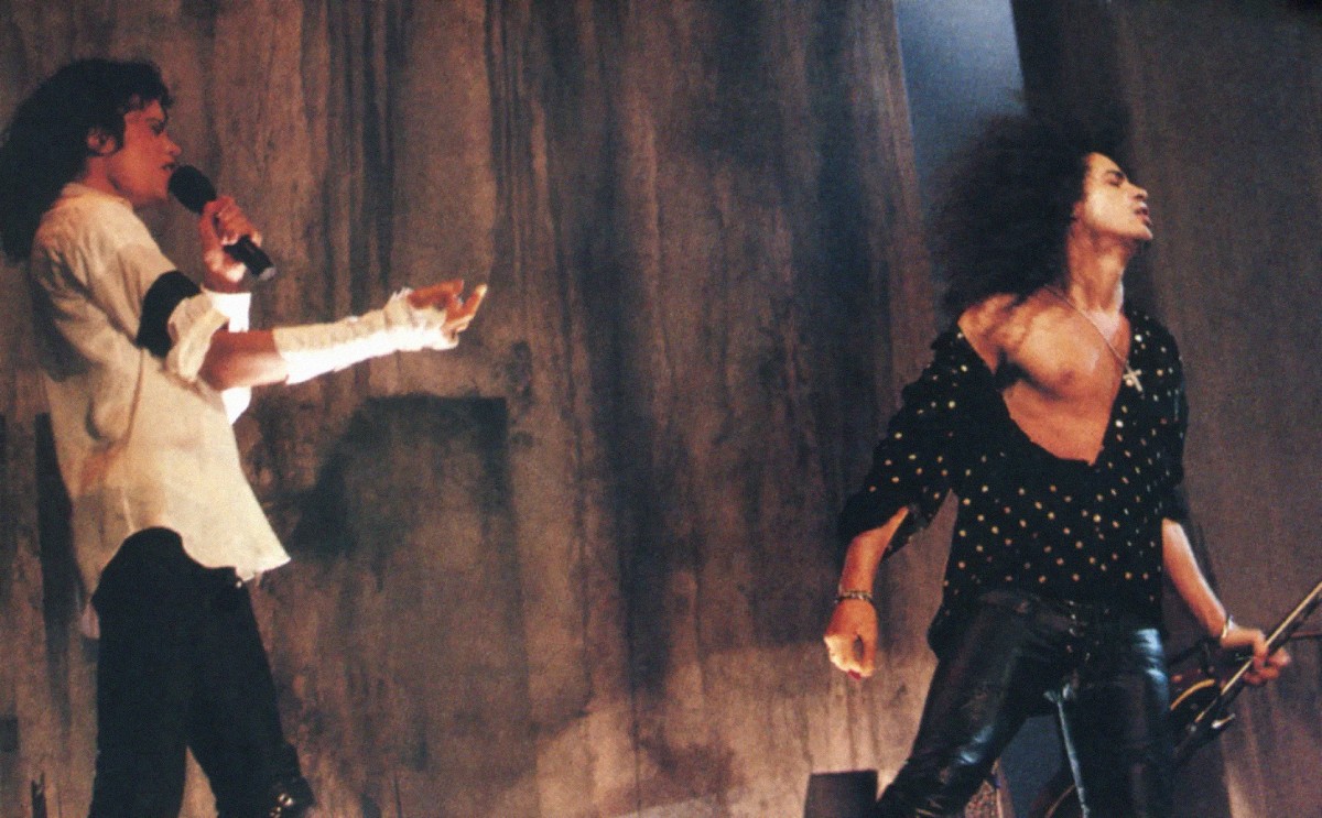 Майкл Джексон и гитарист Слэш на одной сцене...