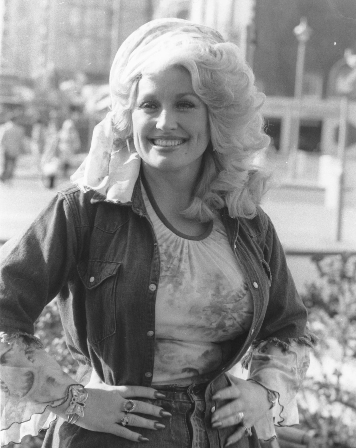 Gorgeous Dolly Parton...