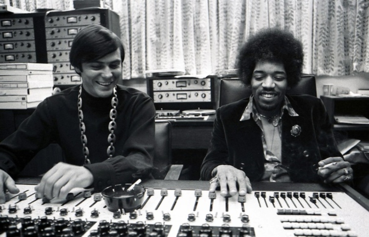Jimi Hendrix em seu estúdio Electric Ladyland