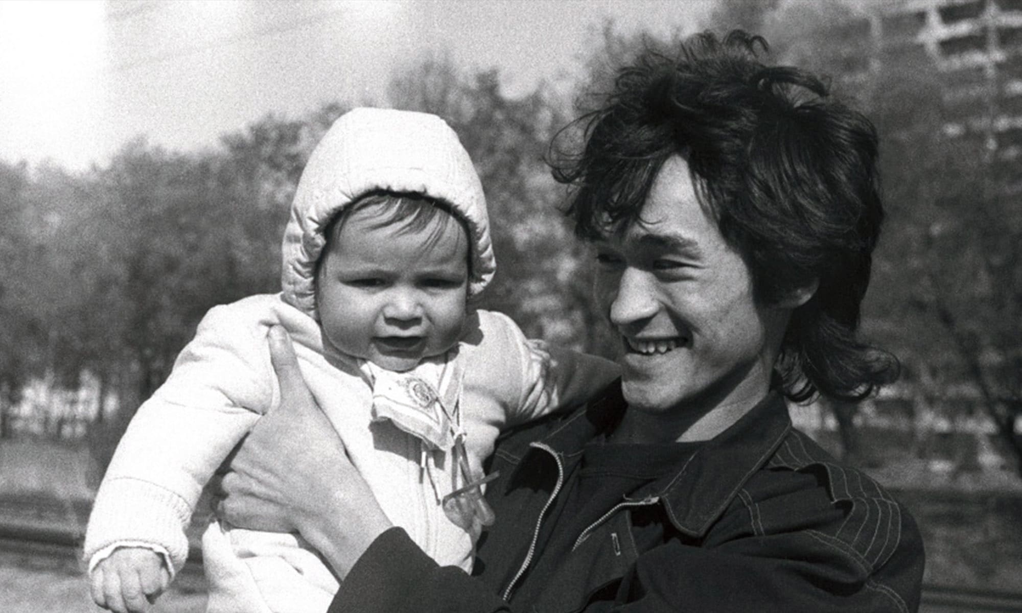 Victor Tsoi and his son