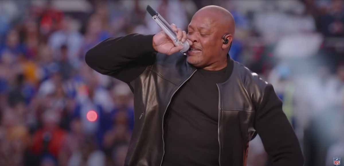 Dr. Dre bei Pepsi Super Bowl LVI
