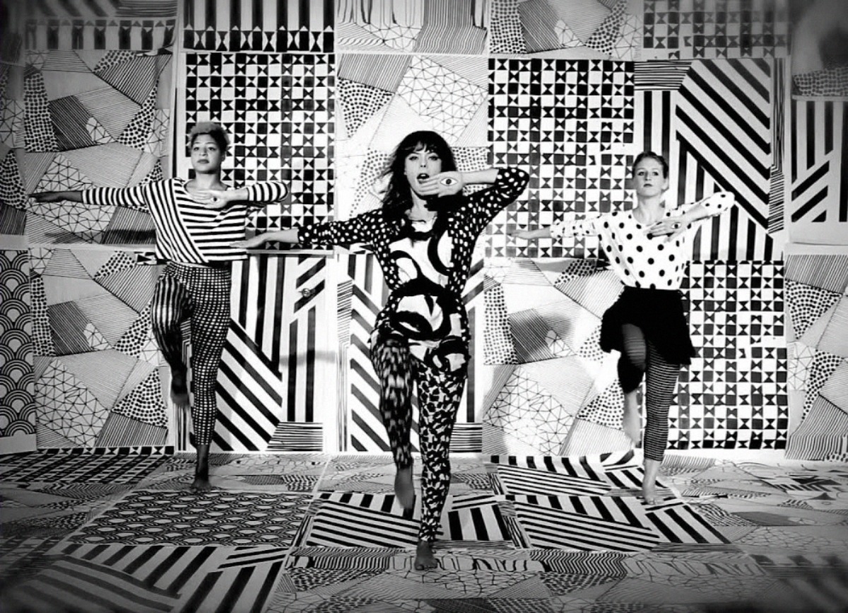 A frame from the clip "Everything at Once" by singer Lenka