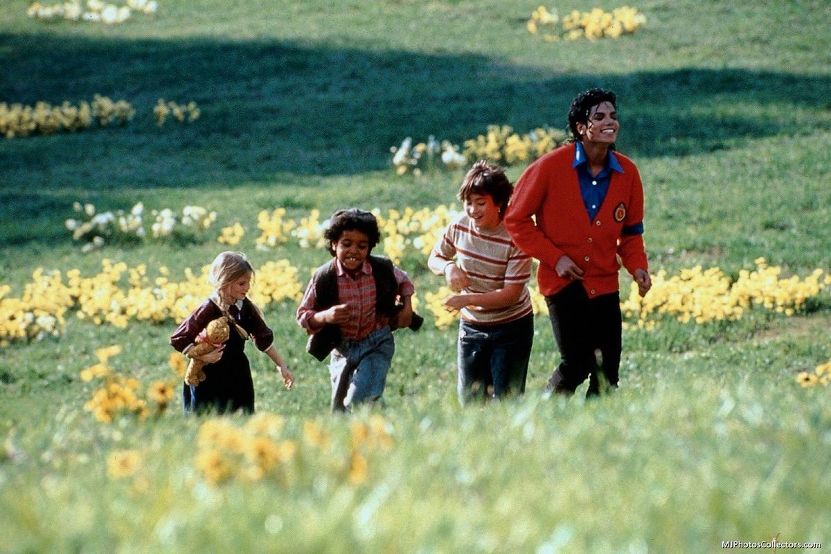 Michael Jackson und seine Kinder in Moonwalk