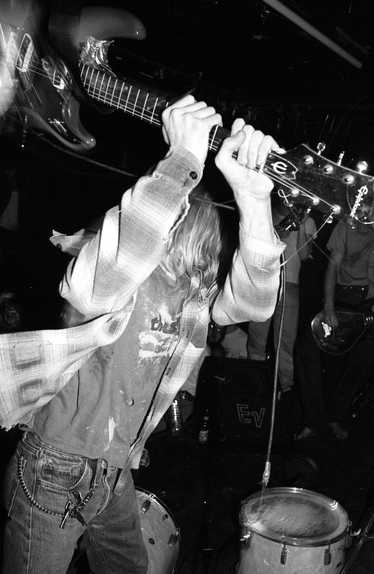 Kurt Cobain smashes a guitar