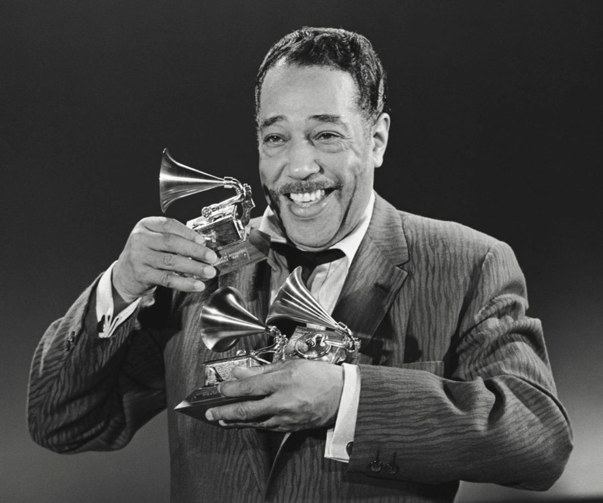O popular músico de jazz Duke Ellington