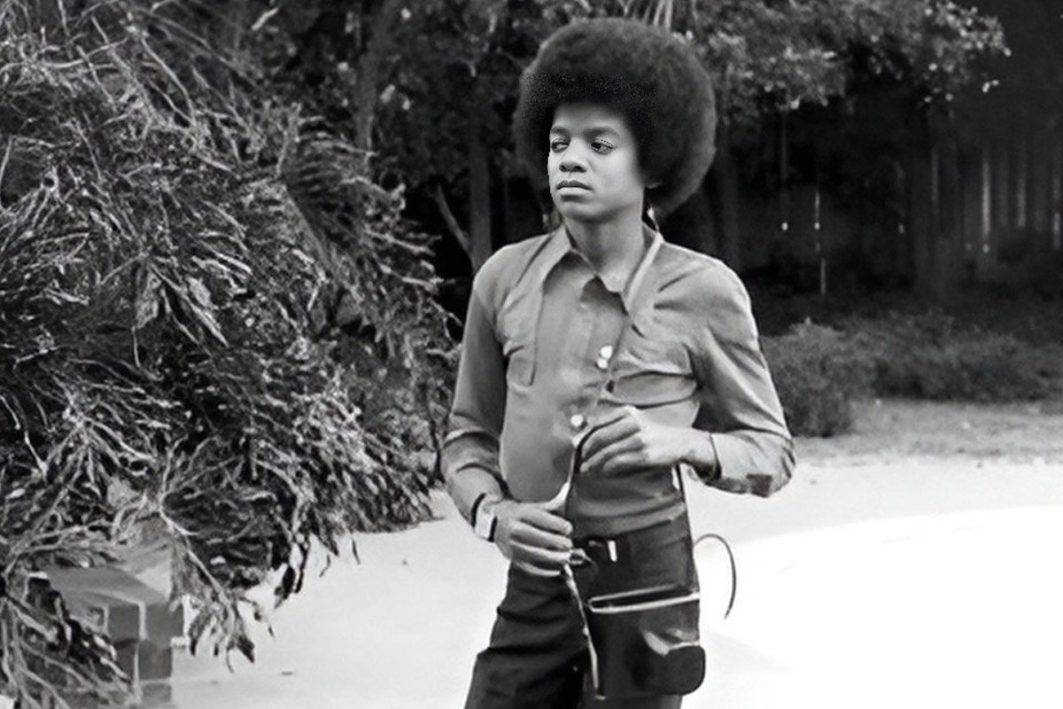Michael Jackson with a camera bag, 1972