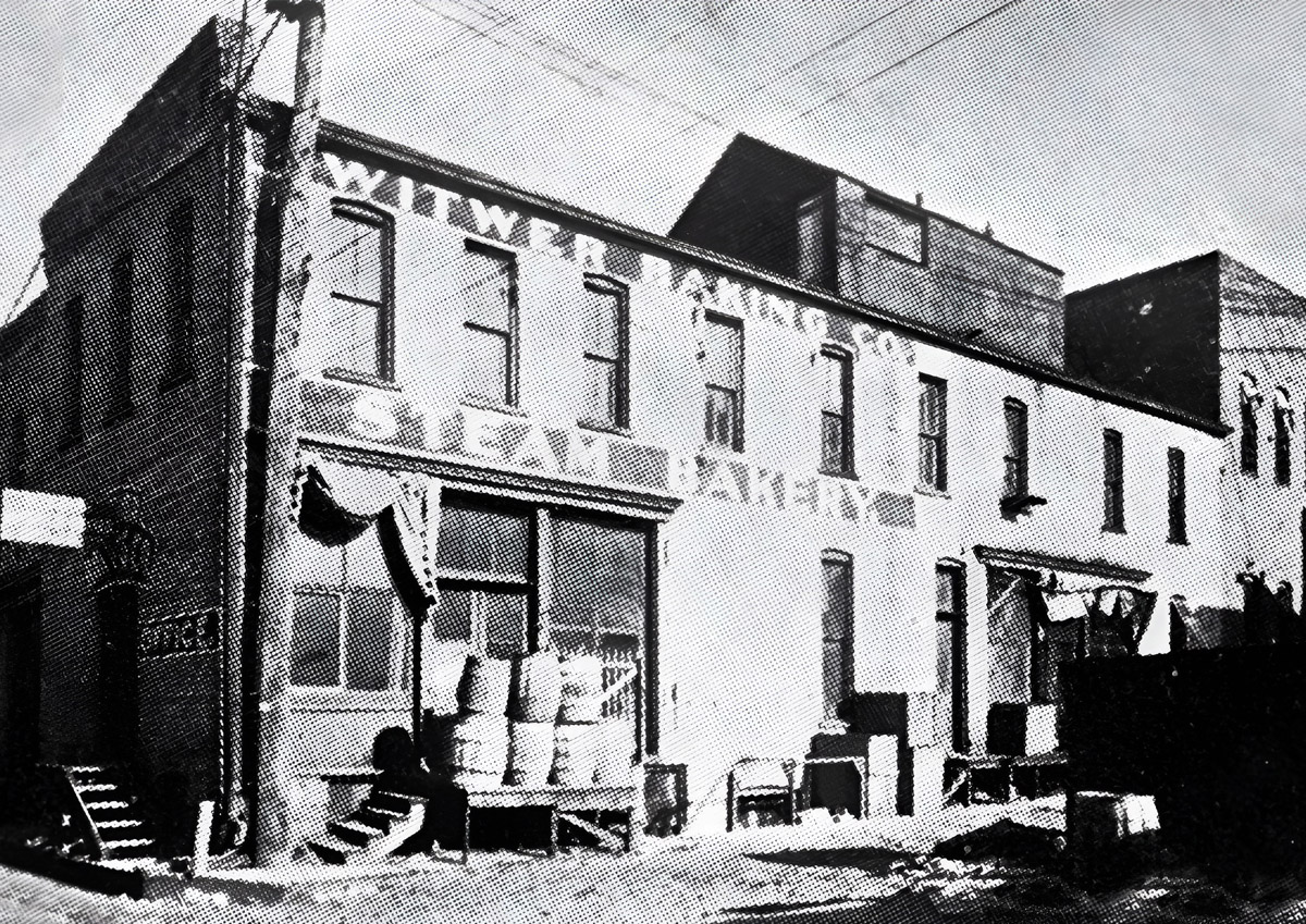 The first building where Gibson instruments were manufactured
