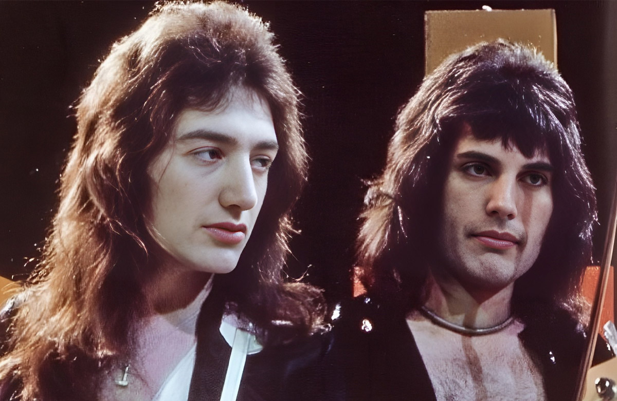 John Deacon y Freddie Mercury