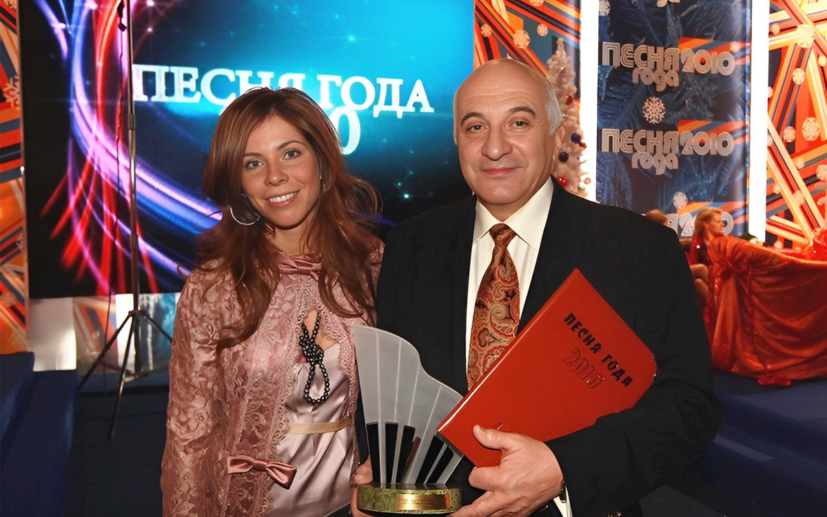 Leonid Fadeev at the «Song of the year» award. 2010