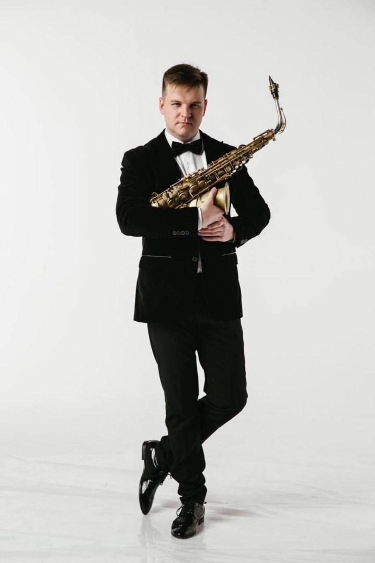 Taras Gusarov com seu saxofone