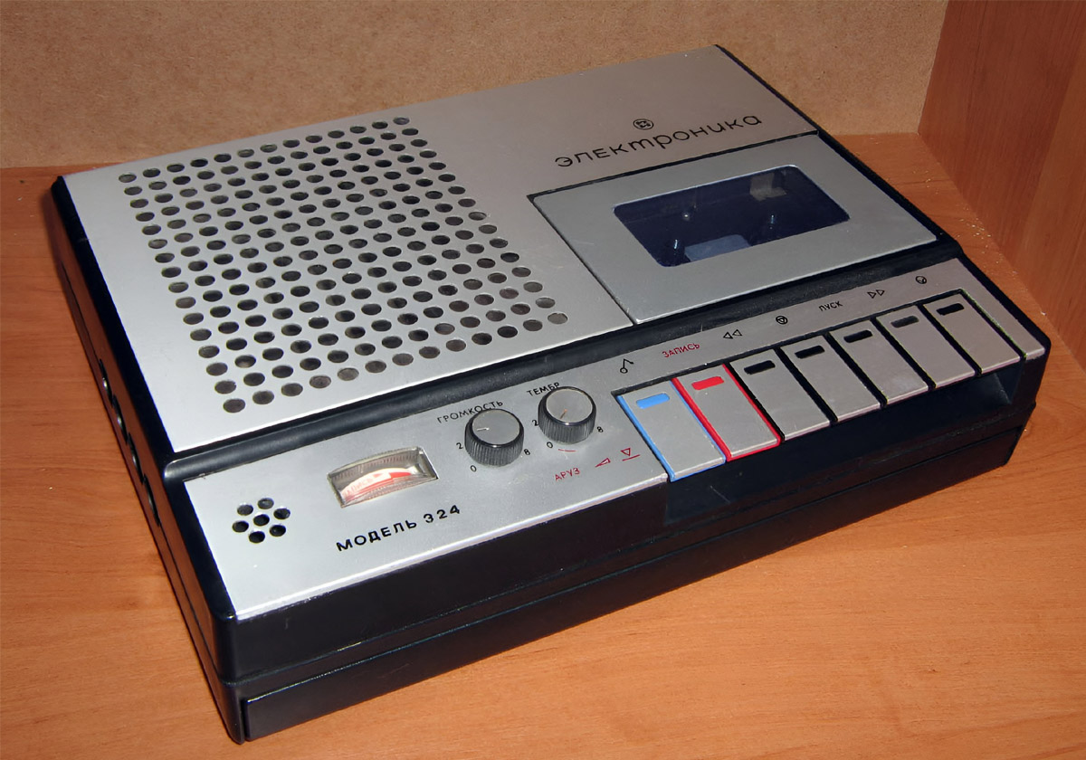 Electronica cassette recorder