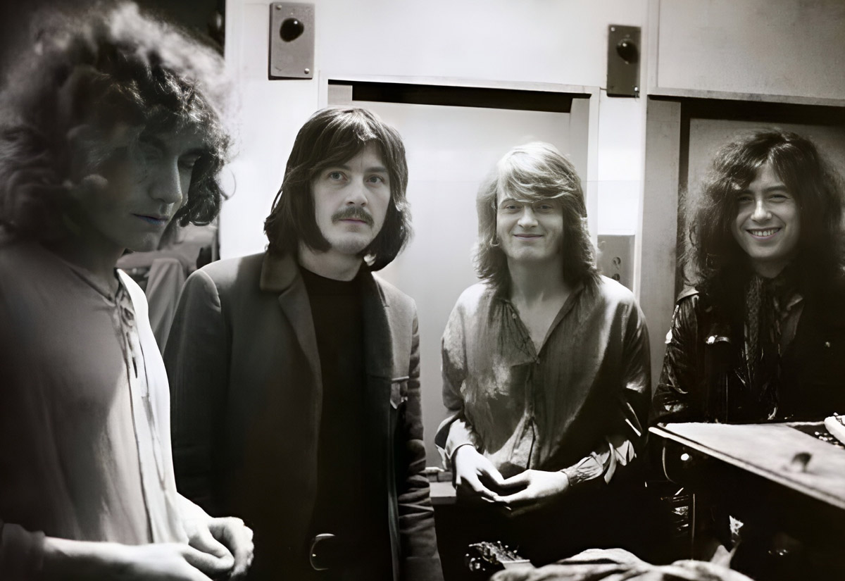 Led Zeppelin hinter der Bühne. 1968