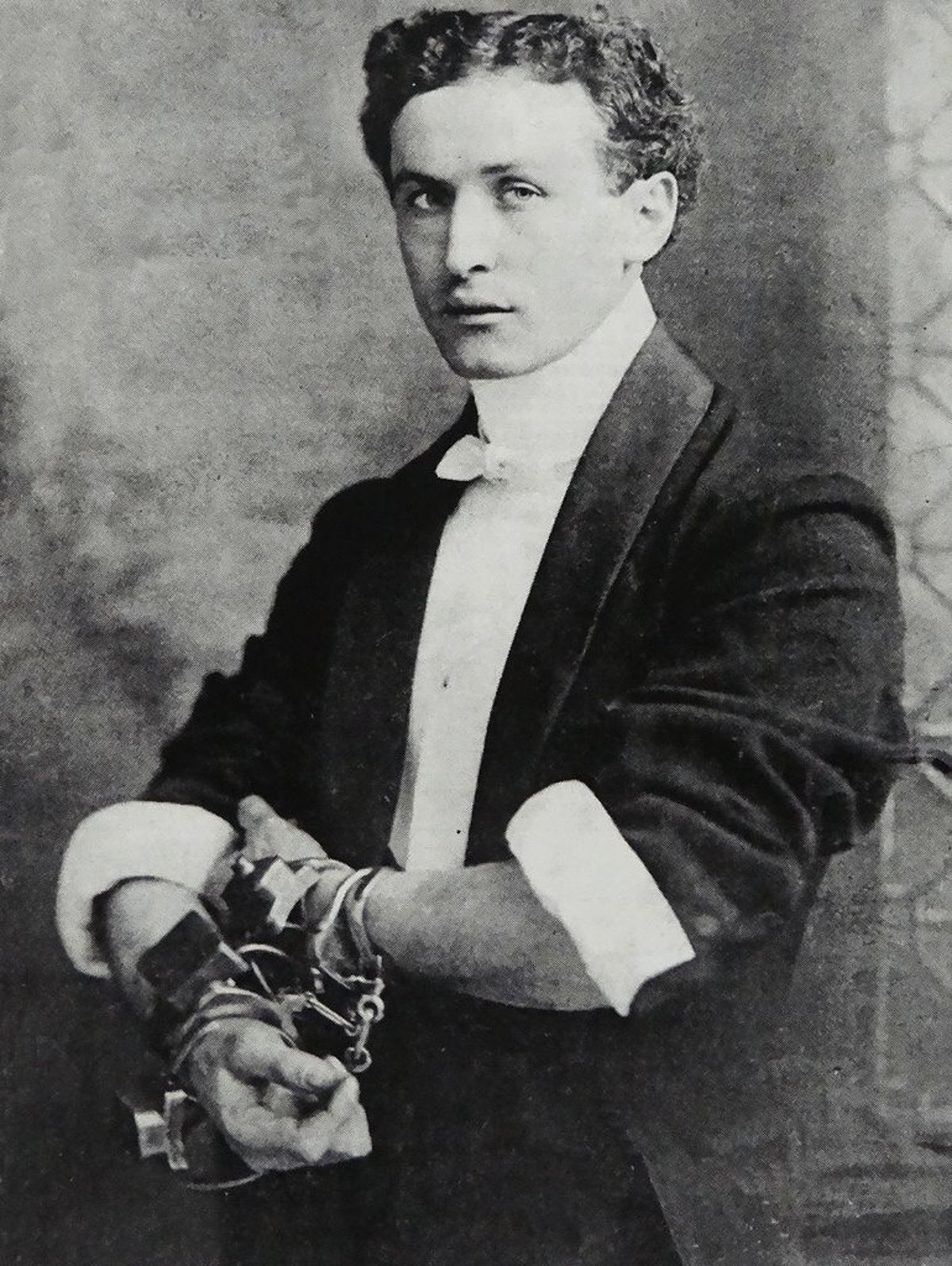 The illusionist Harry Houdini