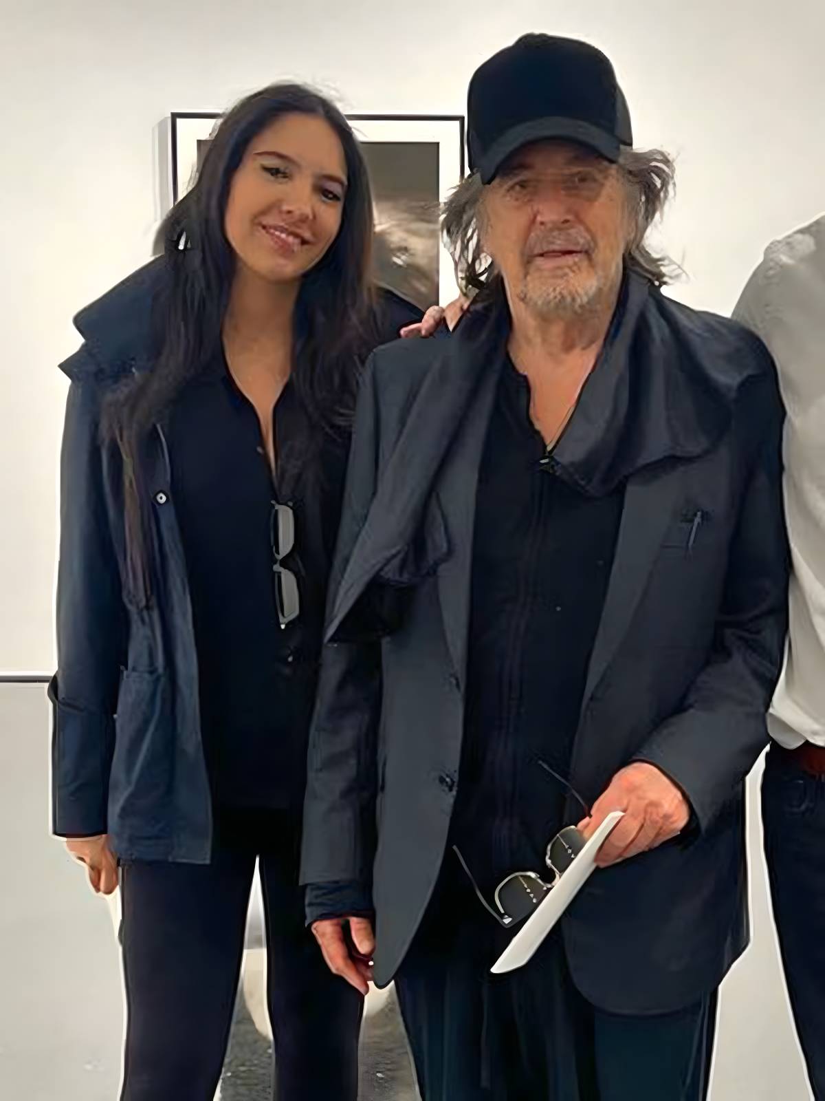 Al Pacino e Noor Alfalla.